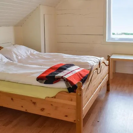 Semesterbostad Nice In W/ 5 Bedrooms *